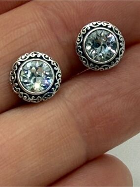 Vintage Sterling Silver Filigree Round Stud Earrings with Clear Crystal